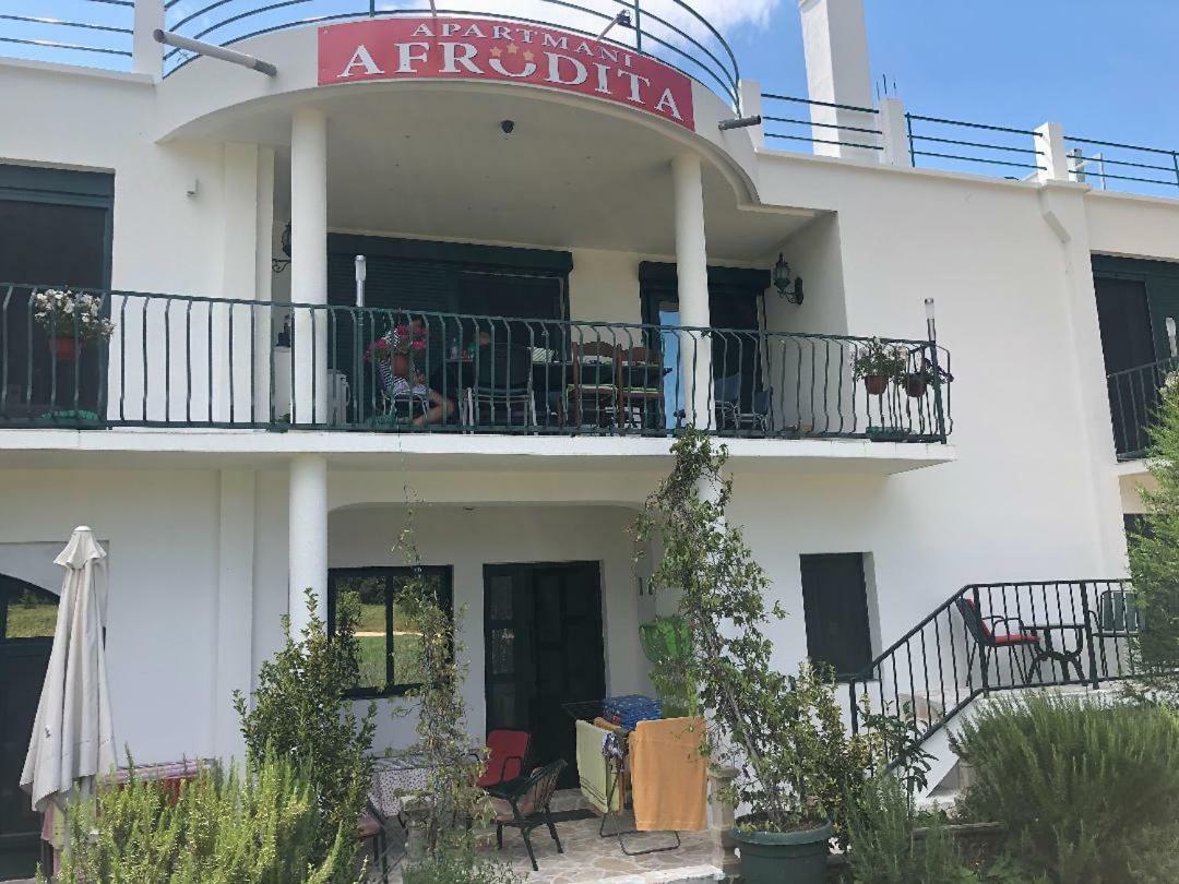 Apartments Afrodita Bar Bagian luar foto